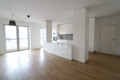 Apartamento T3 para Venda em São Vitor (Braga)
