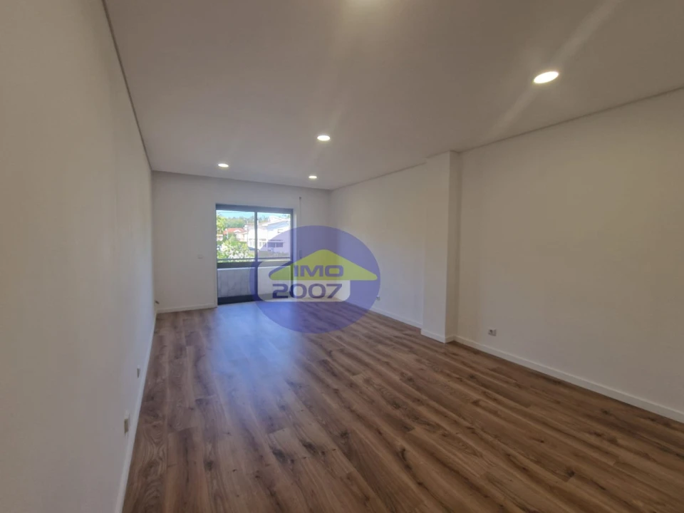 Apartamento T3 para Venda em Canedo, Vale e Vila Maior Foto 9