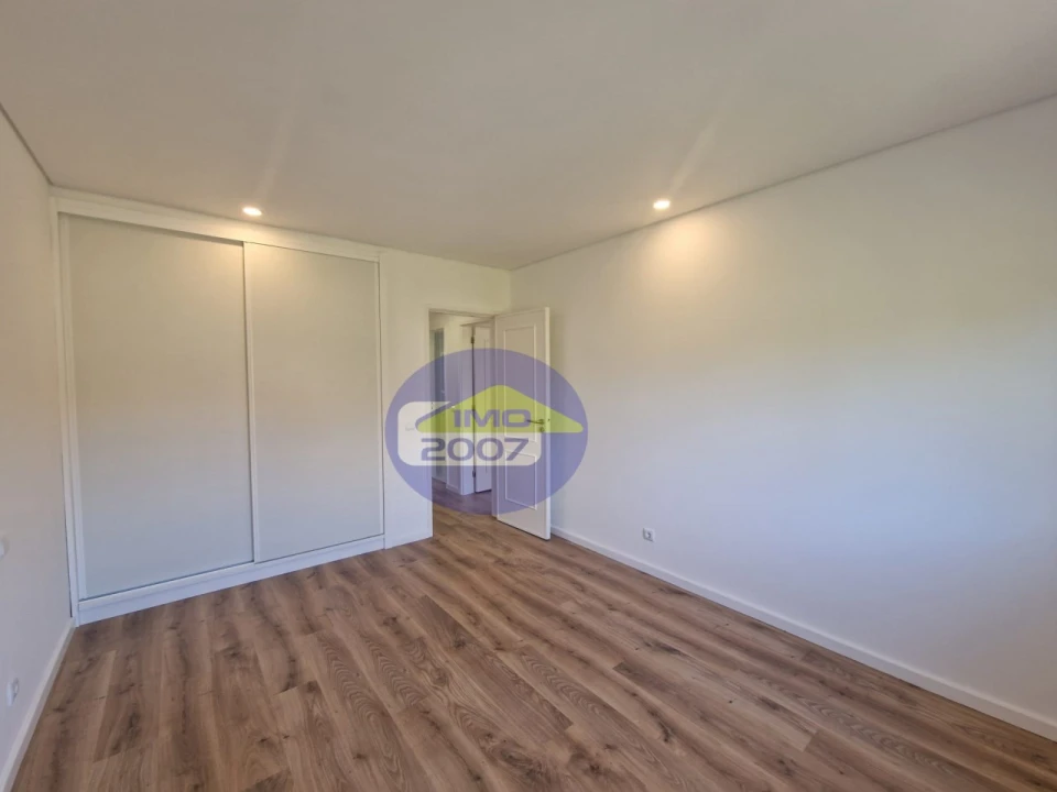 Apartamento T3 para Venda em Canedo, Vale e Vila Maior Foto 26