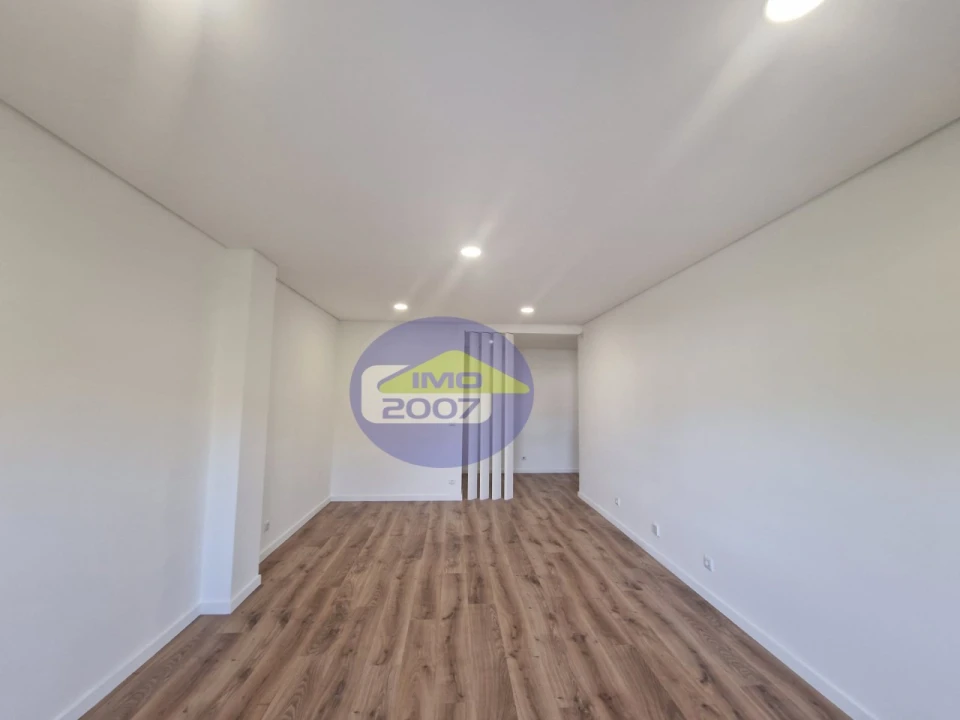 Apartamento T3 para Venda em Canedo, Vale e Vila Maior Foto 56