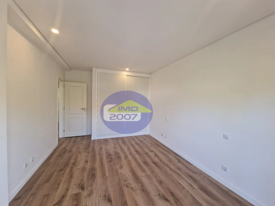 Apartamento T3 para Venda em Canedo, Vale e Vila Maior Foto 60