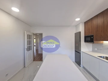Apartamento T3 para Venda em Canedo, Vale e Vila Maior