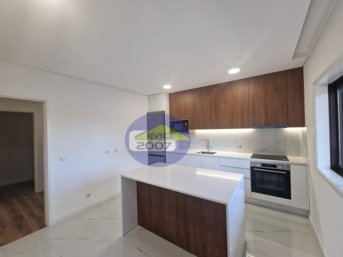 Apartamento T3 para Venda em Canedo, Vale e Vila Maior Foto 2