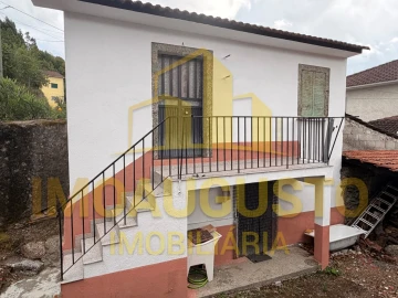 Moradia T3 para Venda em São Pedro de France