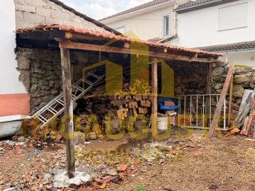 Moradia T3 para Venda em São Pedro de France