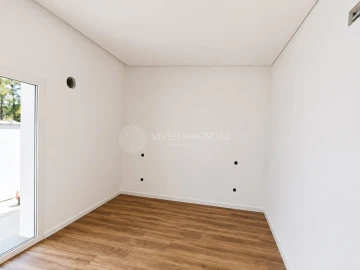 Moradia T2 para Venda em Fernao Ferro