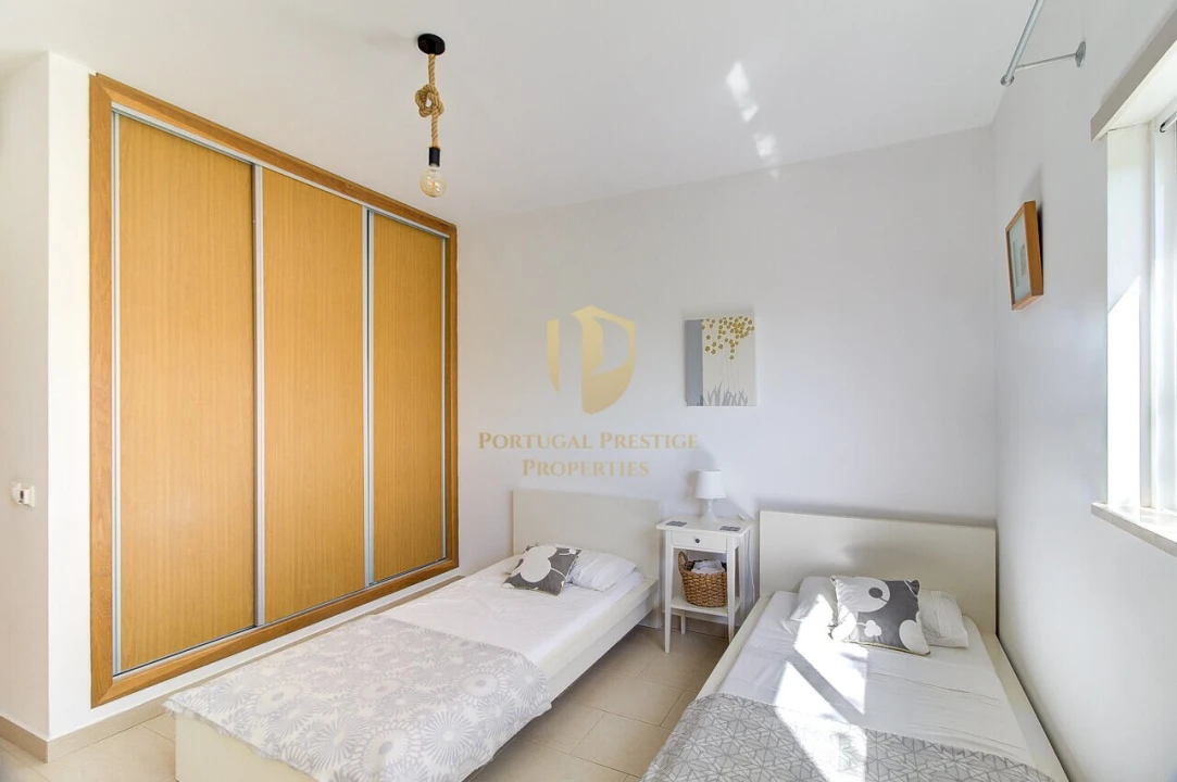 Moradia T4 para Venda em Conceição e Cabanas de Tavira Foto 11