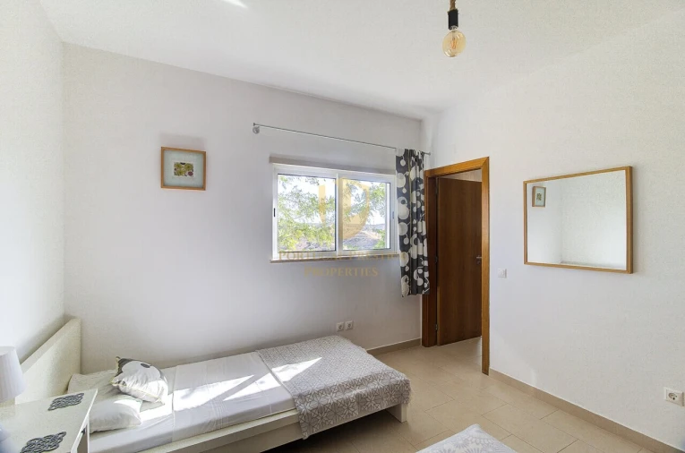 Moradia T4 para Venda em Conceição e Cabanas de Tavira Foto 12