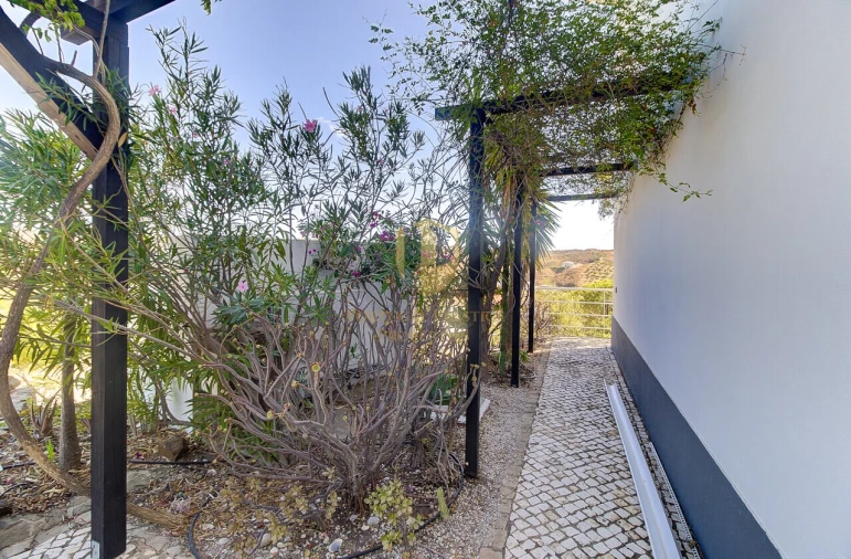 Moradia T4 para Venda em Conceição e Cabanas de Tavira Foto 5
