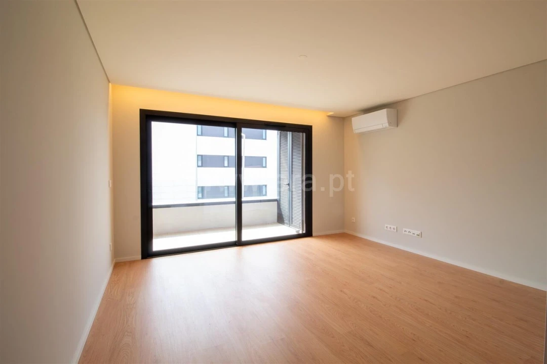 Apartamento T2 para Venda em Canidelo Foto 3