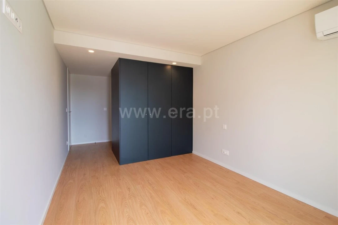 Apartamento T2 para Venda em Canidelo Foto 6