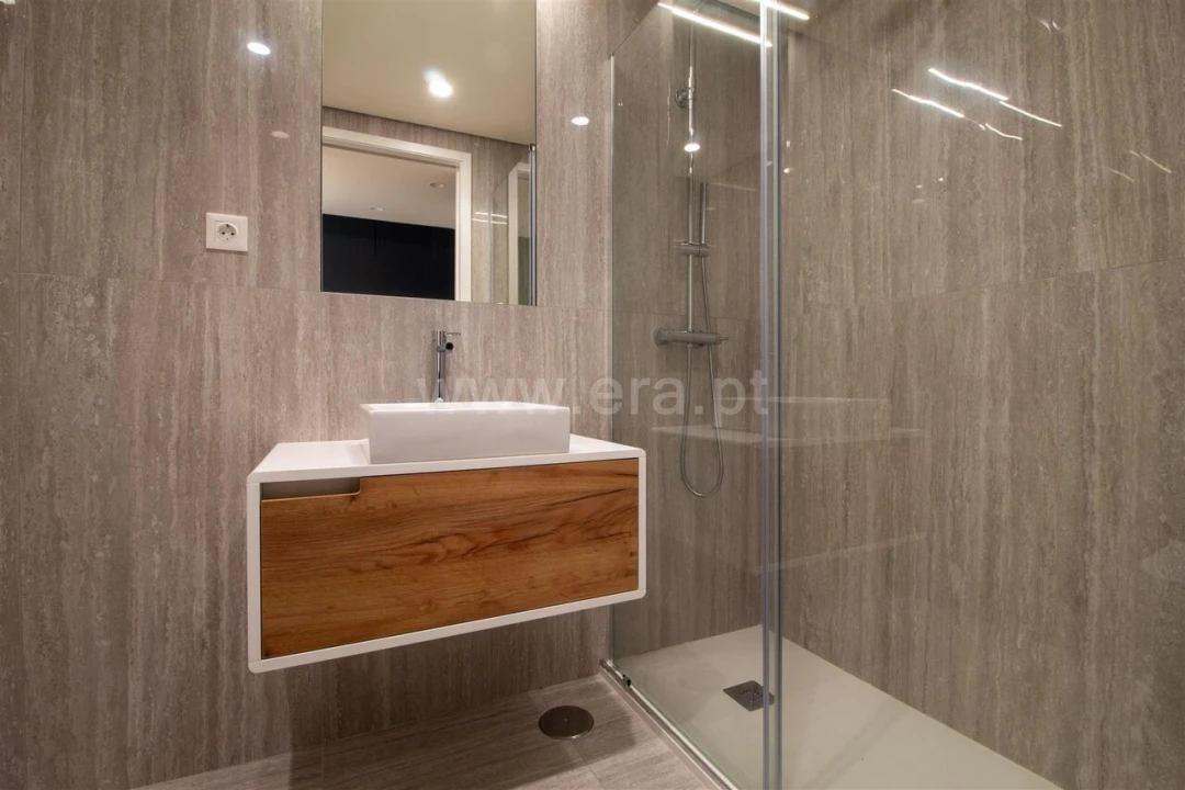 Apartamento T2 para Venda em Canidelo Foto 10