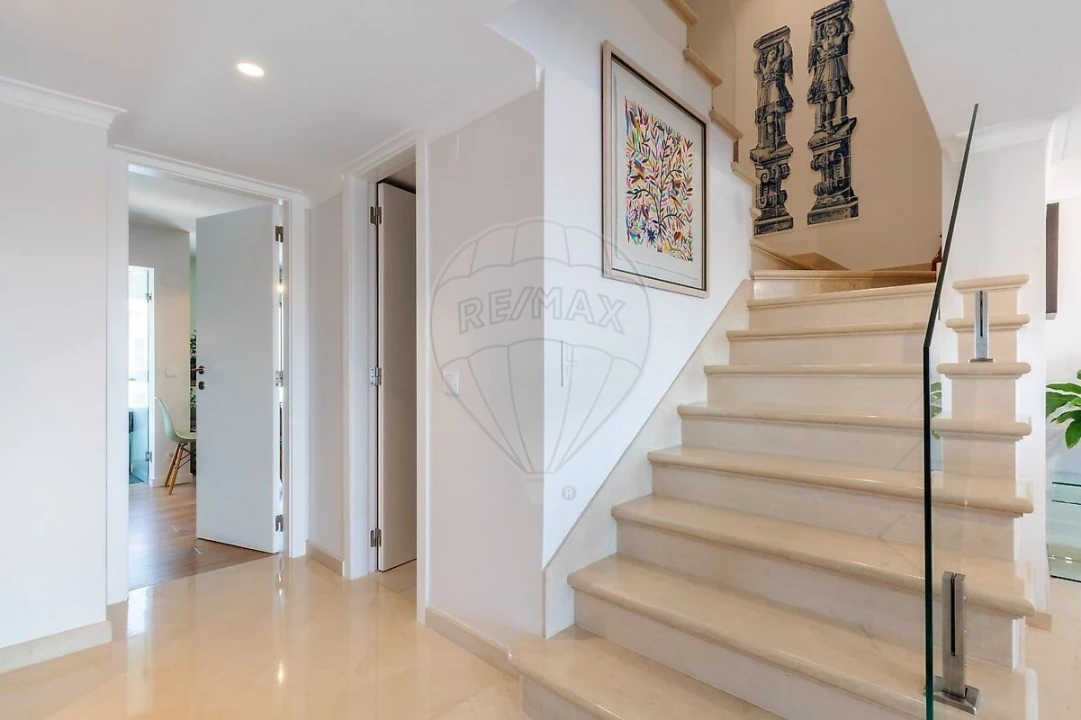 Apartamento T4 para Venda em Areeiro Foto 20