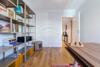Apartamento T4 para Venda em Areeiro