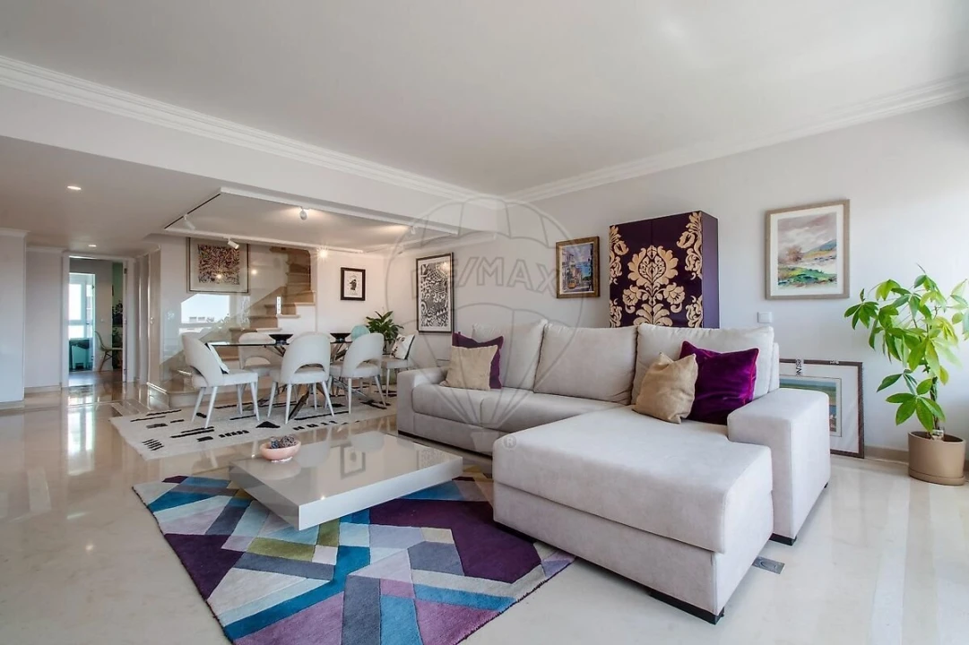 Apartamento T4 para Venda em Areeiro Foto 6