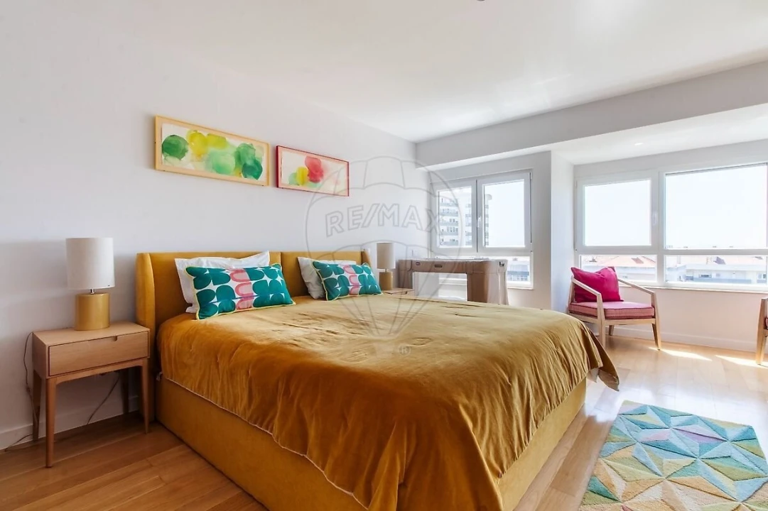 Apartamento T4 para Venda em Areeiro Foto 39