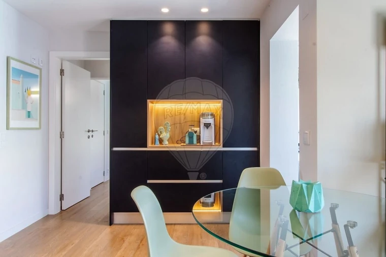 Apartamento T4 para Venda em Areeiro Foto 15