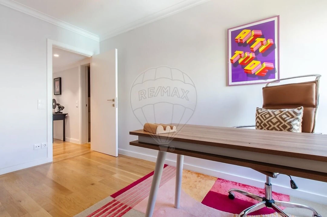 Apartamento T4 para Venda em Areeiro Foto 27