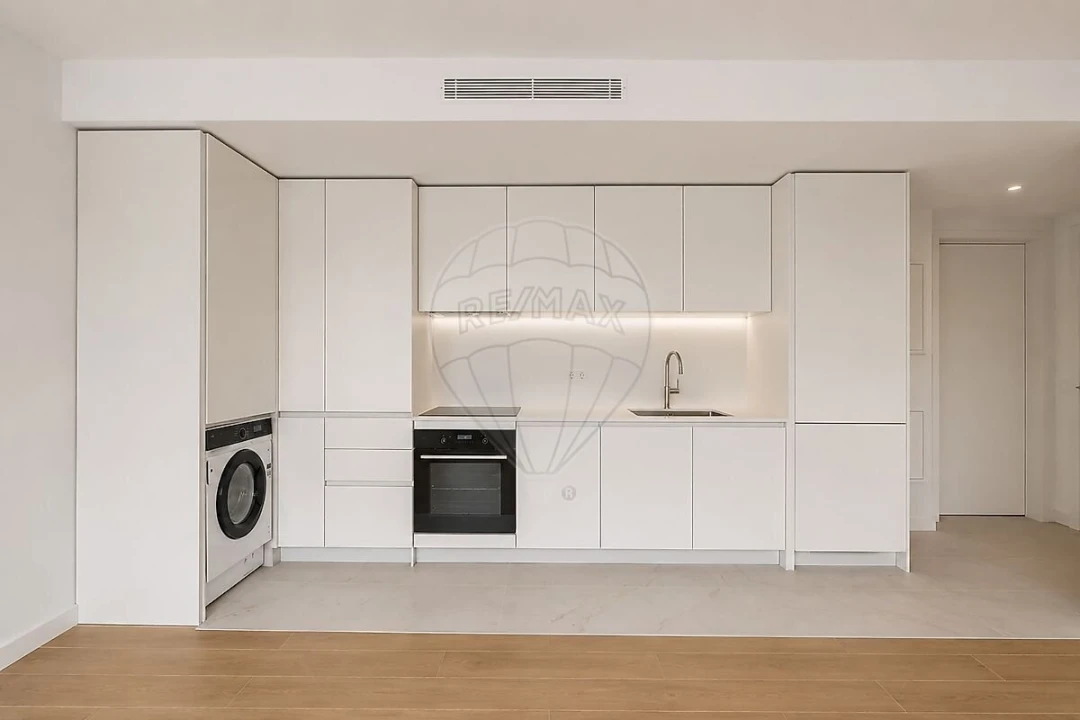 Apartamento T1 para Venda em São Vicente Foto 2