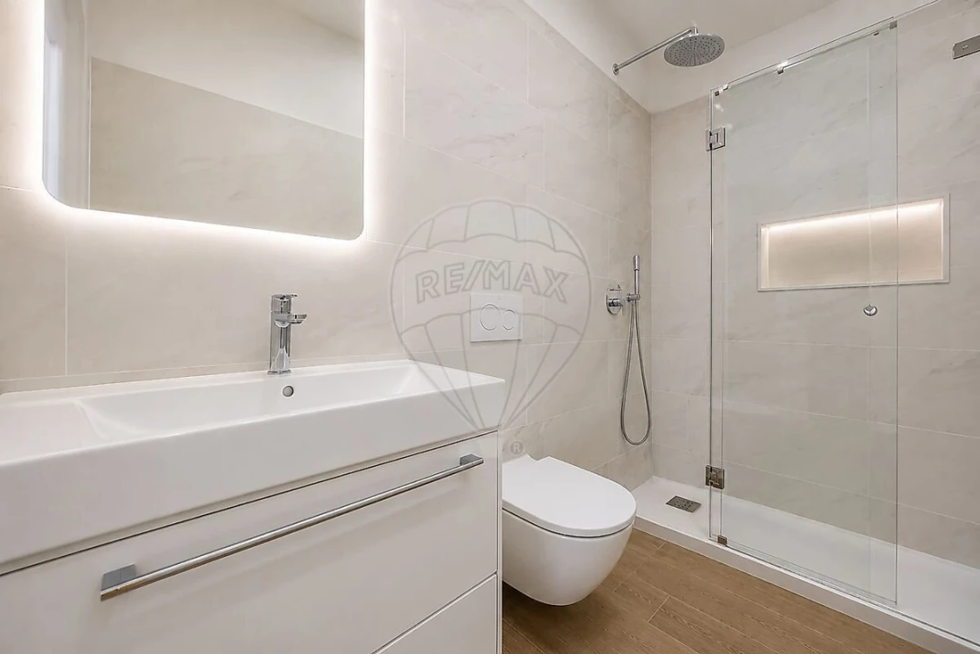 Apartamento T1 para Venda em São Vicente Foto 13