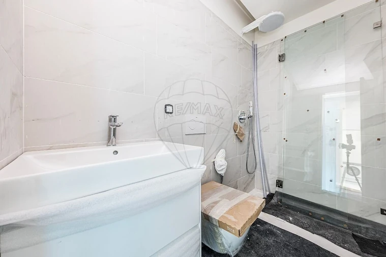 Apartamento T1 para Venda em São Vicente Foto 14