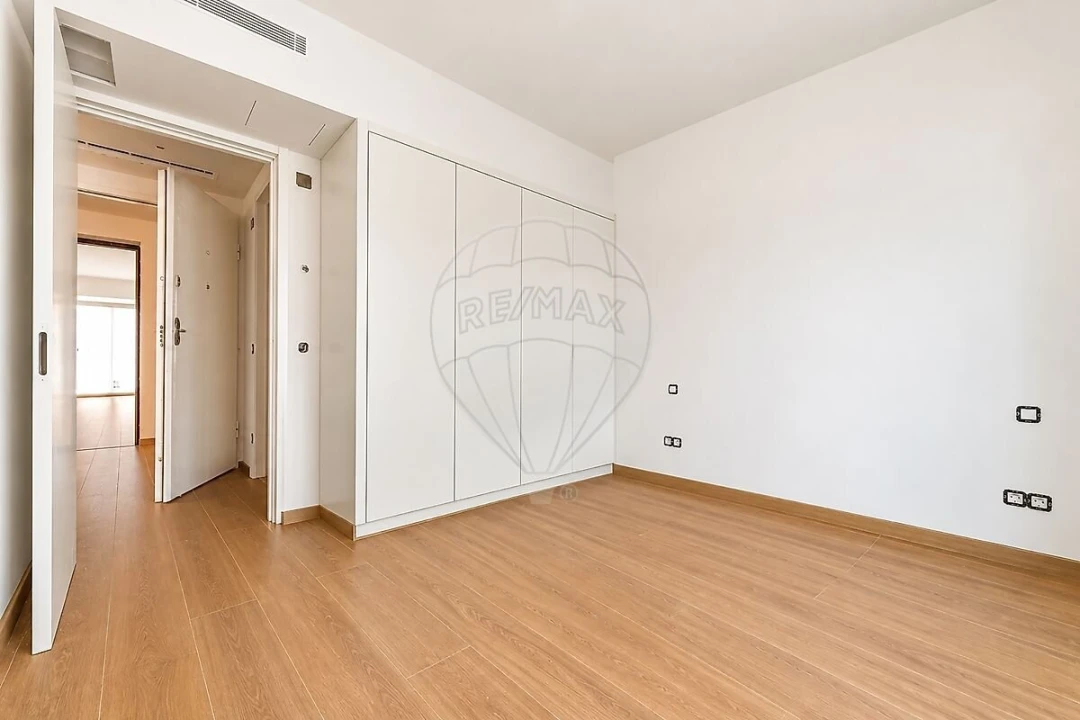Apartamento T1 para Venda em São Vicente Foto 11