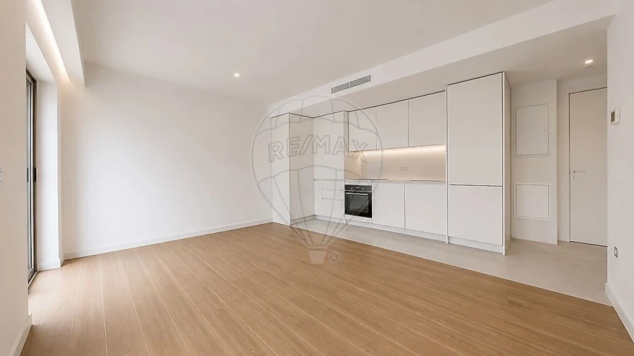 Apartamento T1 para Venda em São Vicente