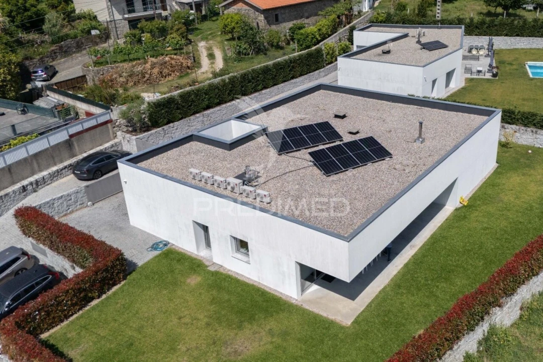 Moradia T4 para Venda em Este (São Pedro e São Mamede) Foto 4