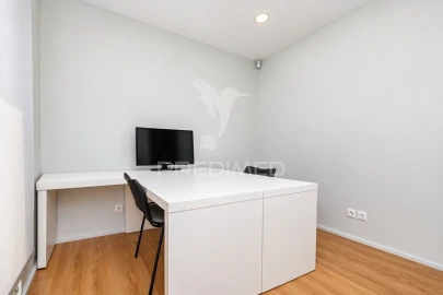 Moradia T4 para Venda em Este (São Pedro e São Mamede)