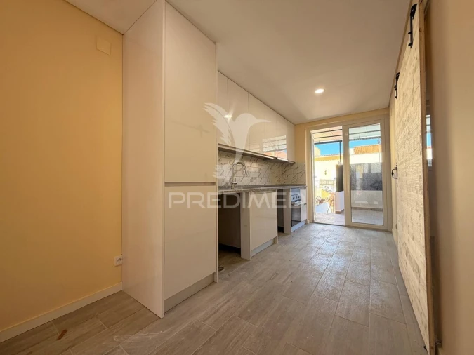 Moradia T3 para Venda em União das Freguesias de Setúbal Foto 4