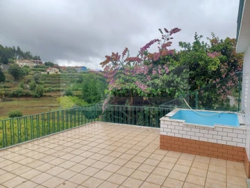 Moradia T3 para Venda em Rocas do Vouga