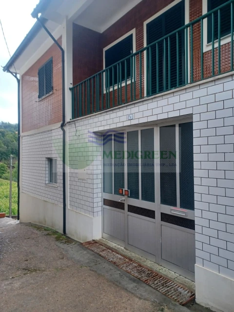 Moradia T3 para Venda em Rocas do Vouga