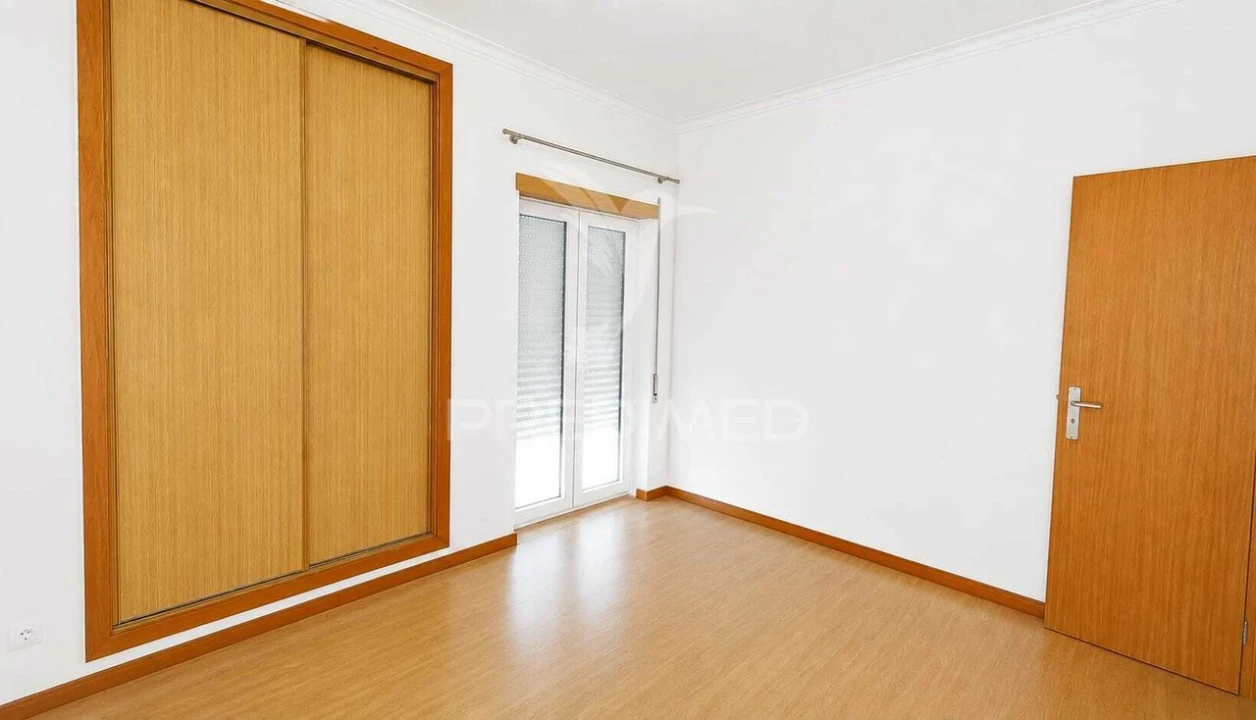 Apartamento T3 para Venda em Rio Maior Foto 11
