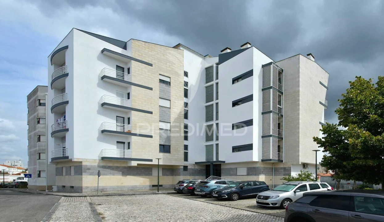 Apartamento T3 para Venda em Rio Maior Foto 1