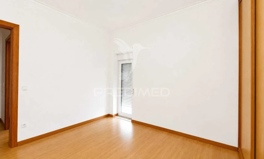 Apartamento T3 para Venda em Rio Maior Foto 12