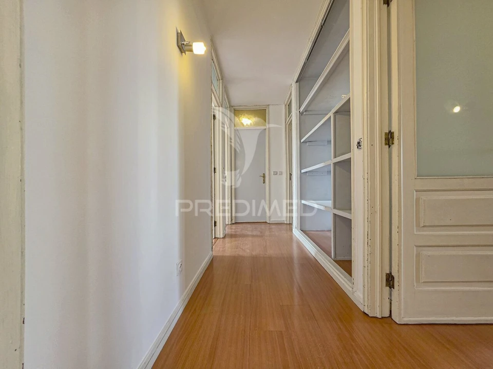 Apartamento T3 para Venda em Braga (Maximinos, Sé e Cividade) Foto 25