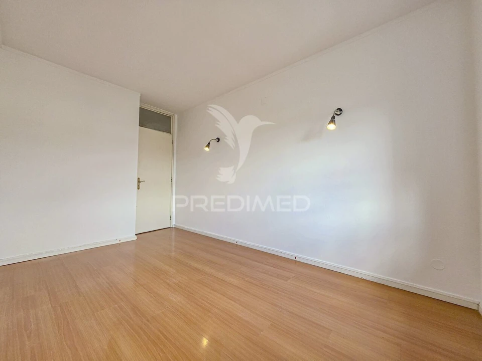 Apartamento T3 para Venda em Braga (Maximinos, Sé e Cividade) Foto 14