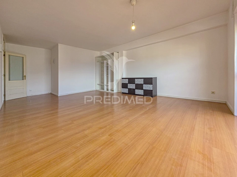 Apartamento T3 para Venda em Braga (Maximinos, Sé e Cividade) Foto 4