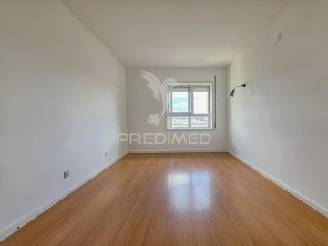 Apartamento T3 para Venda em Braga (Maximinos, Sé e Cividade)