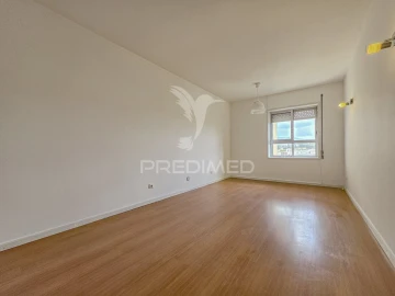 Apartamento T3 para Venda em Braga (Maximinos, Sé e Cividade)