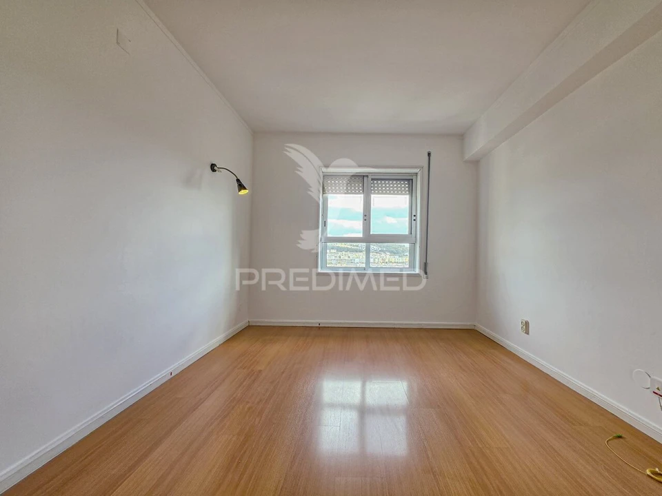 Apartamento T3 para Venda em Braga (Maximinos, Sé e Cividade) Foto 12
