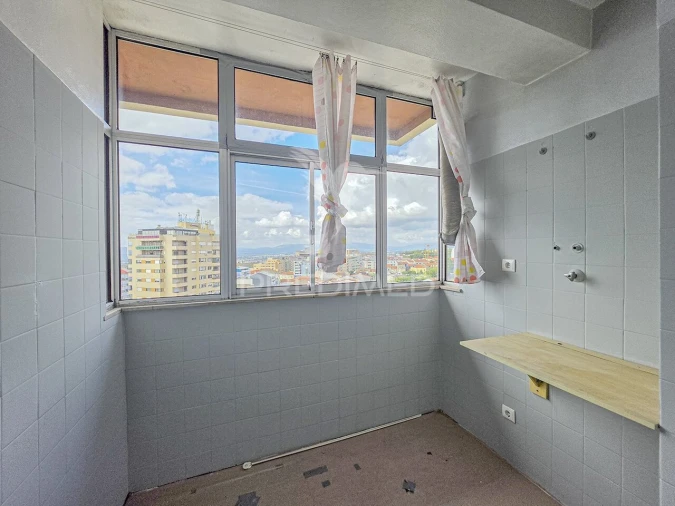 Apartamento T3 para Venda em Braga (Maximinos, Sé e Cividade) Foto 6