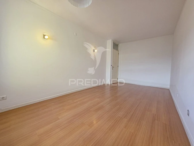 Apartamento T3 para Venda em Braga (Maximinos, Sé e Cividade) Foto 23