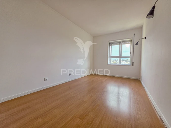 Apartamento T3 para Venda em Braga (Maximinos, Sé e Cividade) Foto 17