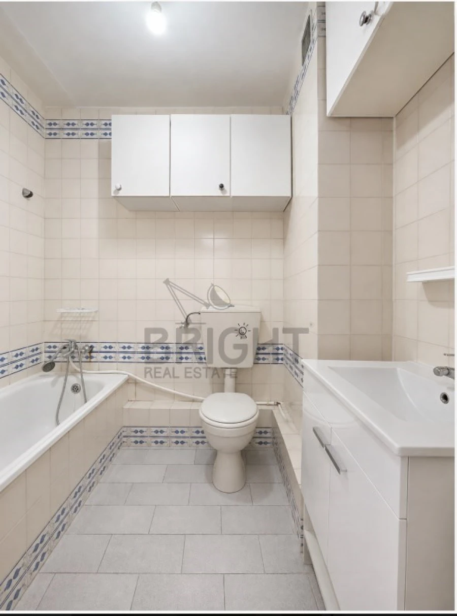 Apartamento T1 para Venda em Algueirão-Mem Martins Foto 7