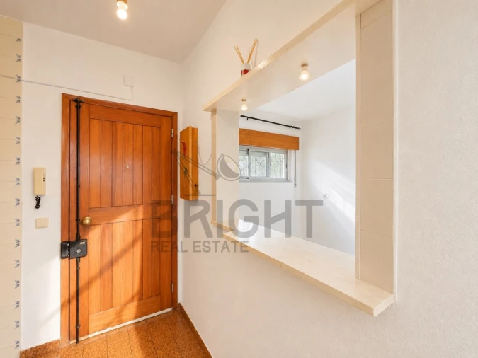 Apartamento T1 para Venda em Algueirão-Mem Martins Foto 17