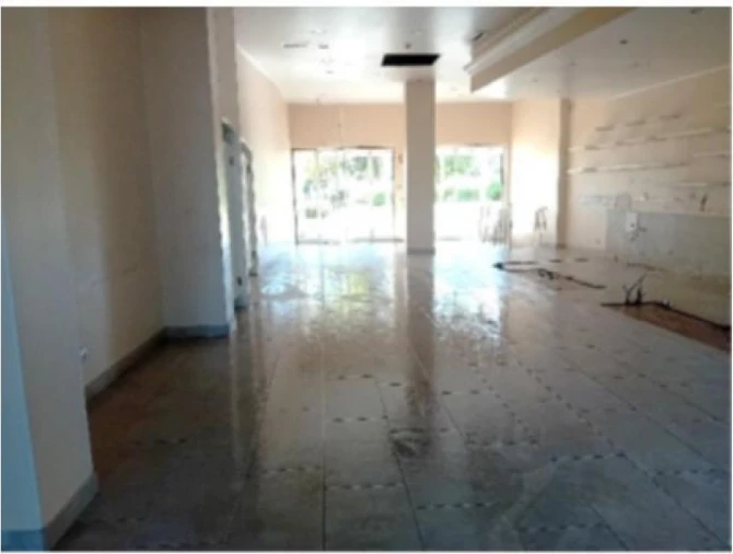 Loja para Venda em Almeirim Foto 2