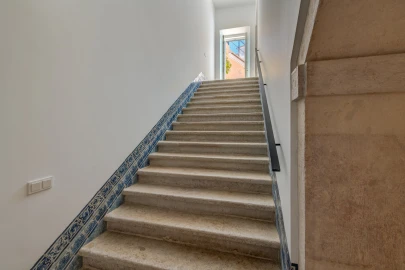 Moradia T5 para Venda em Santa Maria Maior