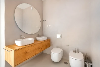 Moradia T5 para Venda em Santa Maria Maior