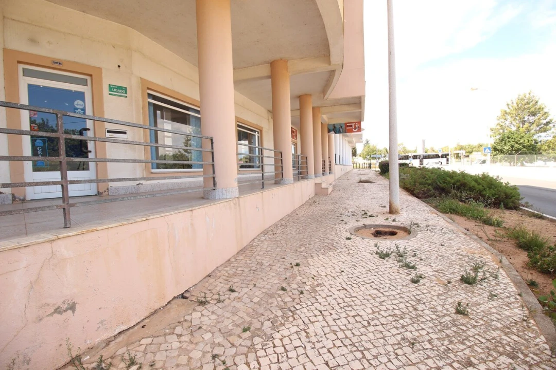 Loja para Venda em Armação de Pera Foto 1